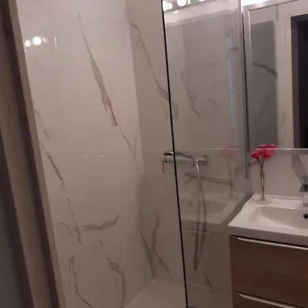 Design Vue Apartment Cannes