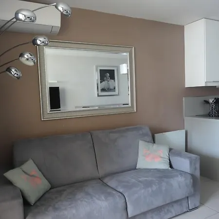 Design Vue Apartment Cannes